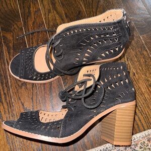 Canyon River Blues Black Cutout Lace-Up Heels